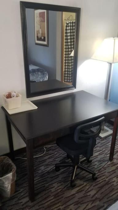 סטילווטר Hotel 2 Queens Hotel Room 130 Booking מראה חיצוני תמונה