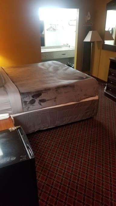 סטילווטר Hotel 2 Queens Hotel Room 130 Booking מראה חיצוני תמונה